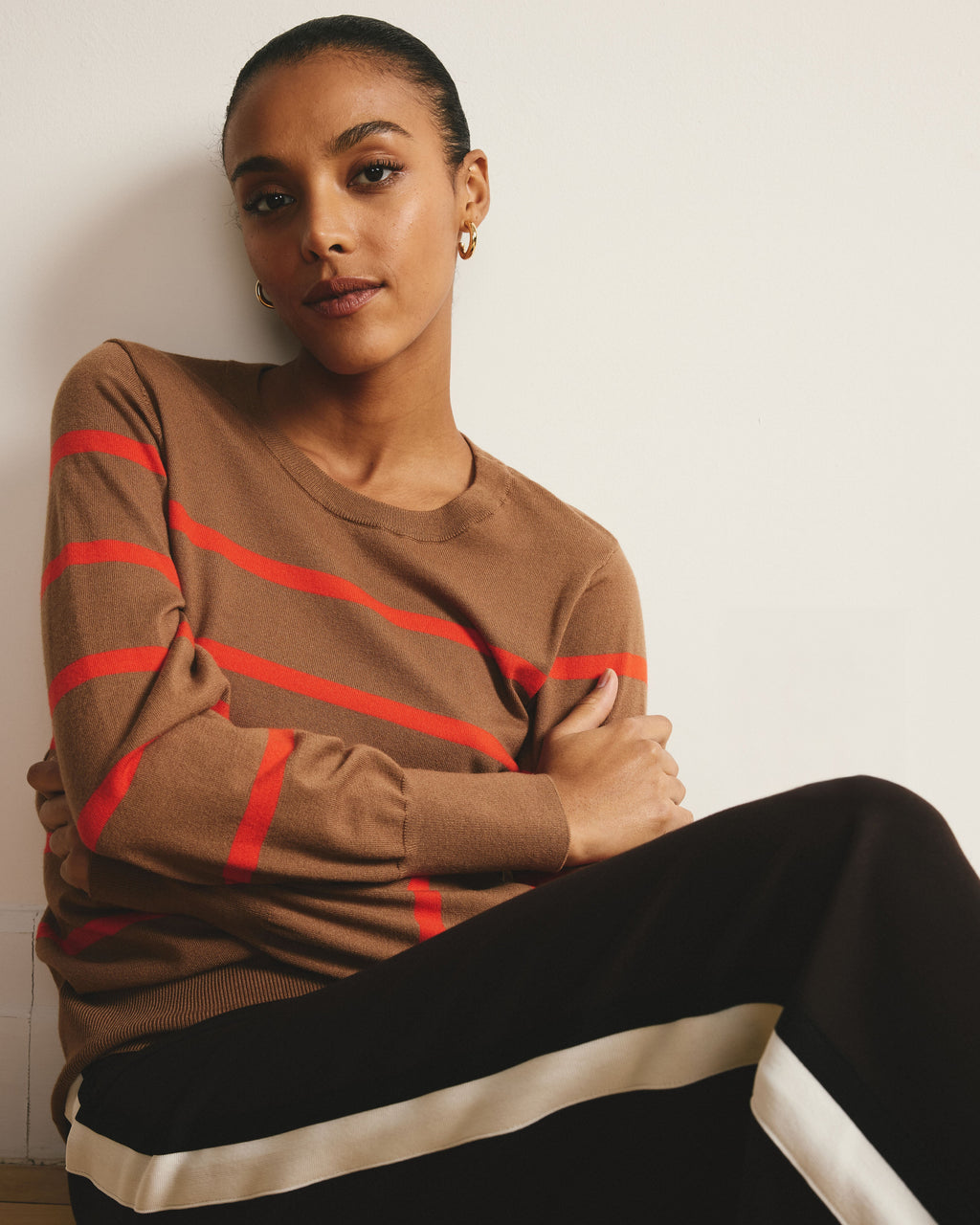 Savvy Fine Knit Crew Sweater - Classic Camel/Poppy Stripe